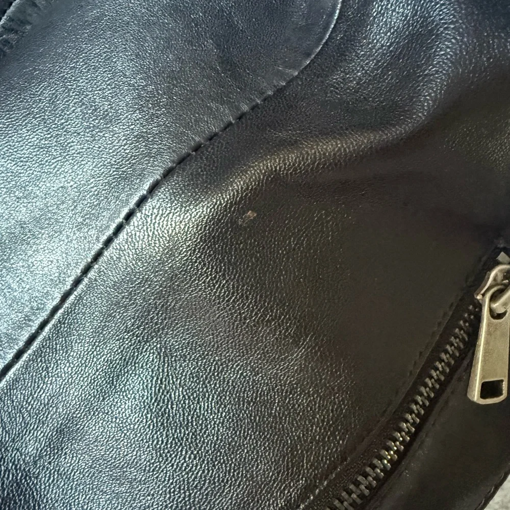 Wilsons Leather Sleek Black Jacket - Picture 16 of 16